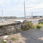 土地から海を見た感じ (外観)